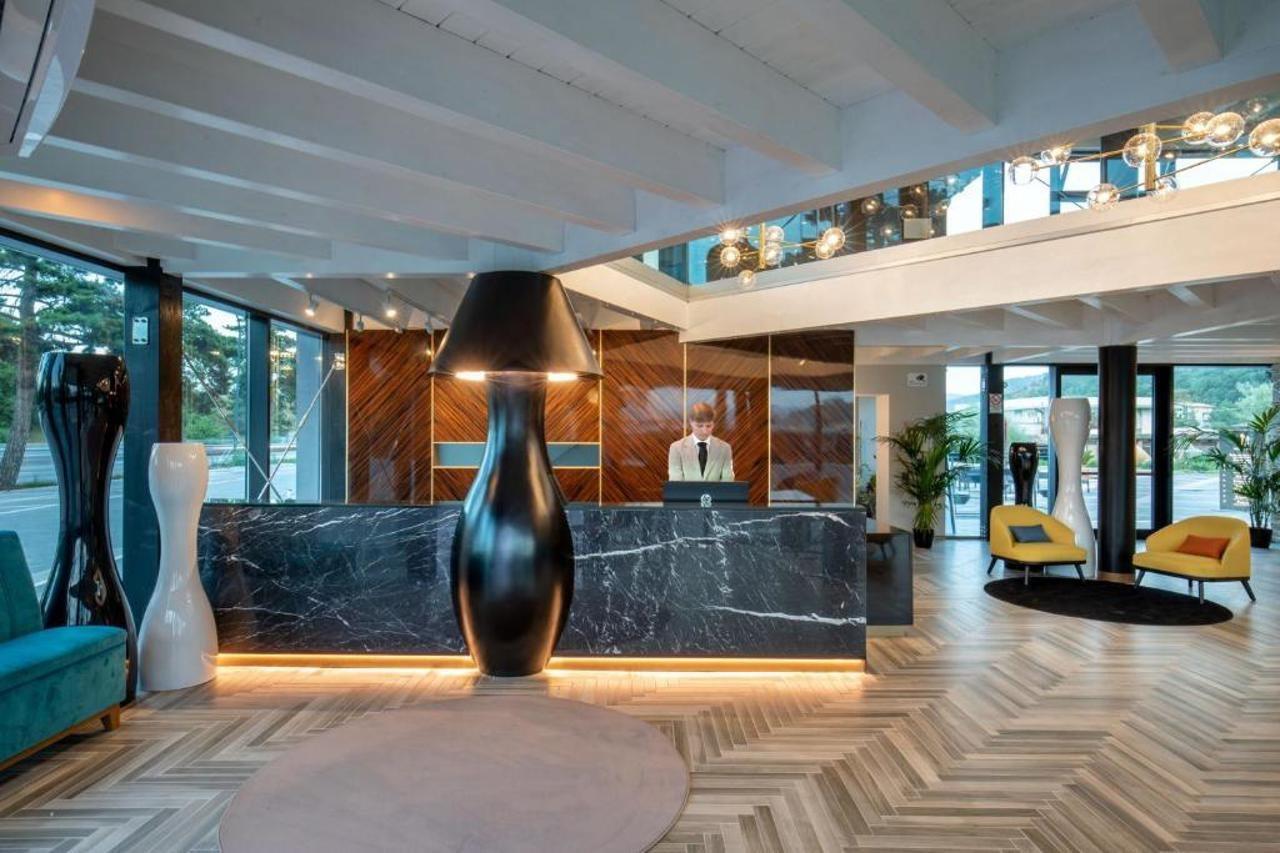 Hotel Della Piana Avezzano Buitenkant foto